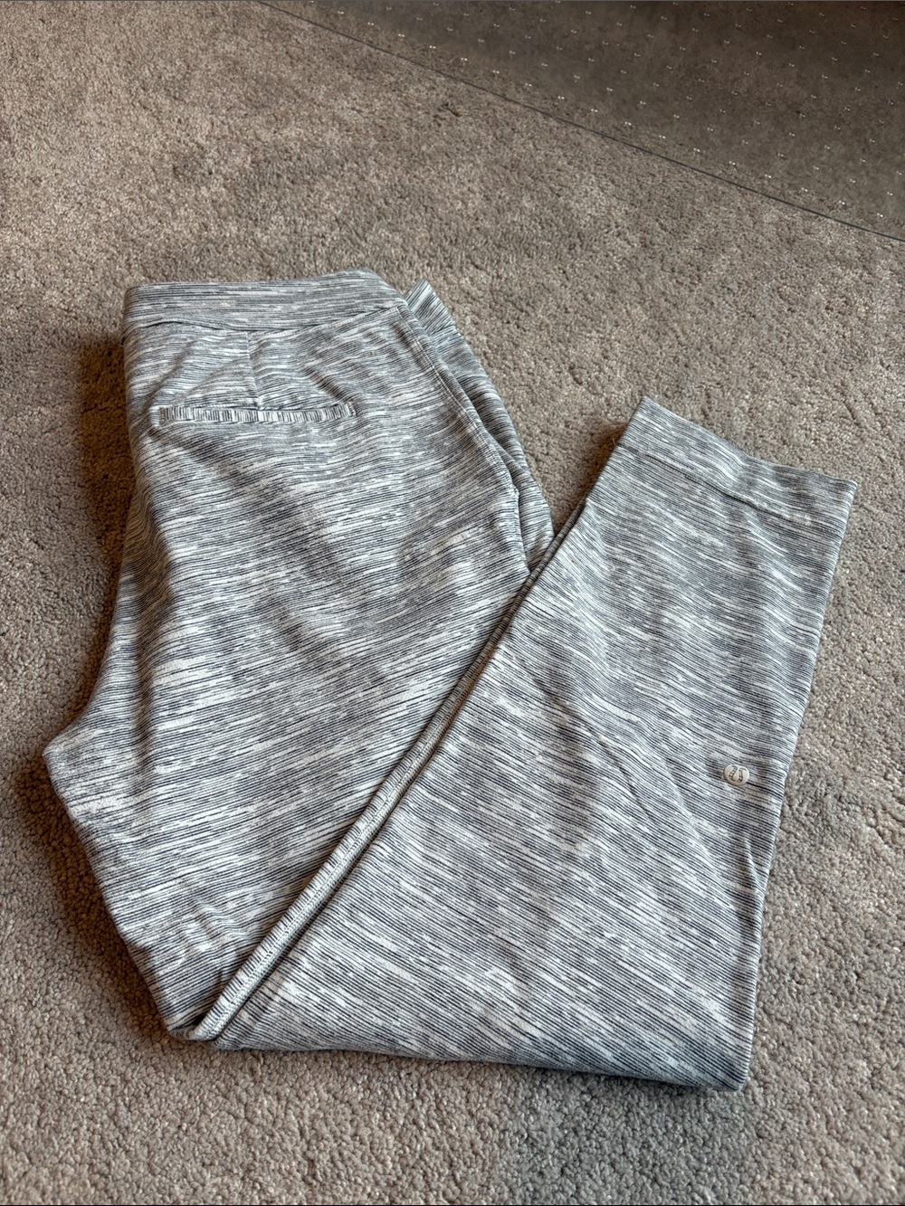 Lululemon Gray Marled Legging with Metal Logo medium